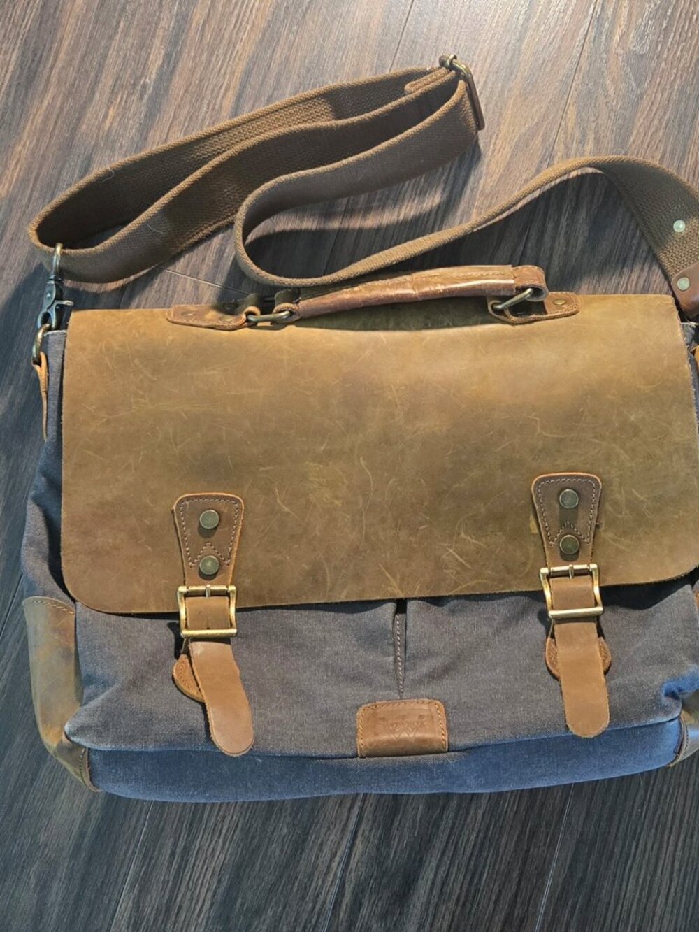 Vintage WOWBOX Washed Canvas & Leather Messenger Bag NWOT/UNISEX